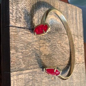 kendra Scott bracelet